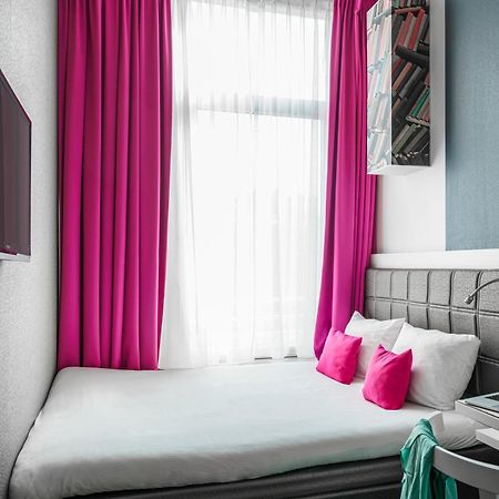 Ibis Styles Amsterdam Amstel Hotel Esterno foto